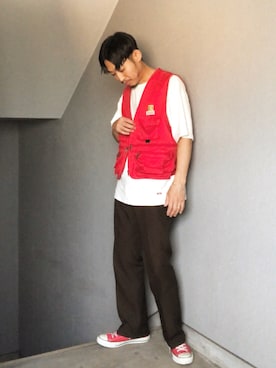 「赤コンバース」｜「アイテム（その他アウター）」を使った、Takamyさん（メンズ・172cm）の春コーディネート