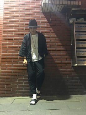 「plain-me（プレインミー）のアイテム（シューズ）」を使った、張嘉駿さん（メンズ・170cm）の春コーディネート