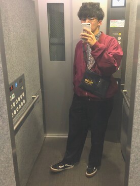 「Guess（ゲス）のアイテム（シャツ/ブラウス）」を使った、つるちゃんさん（メンズ・174cm）の冬コーディネート