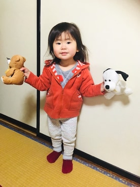 「2歳3ヶ月」｜「アイテム（パーカー）」を使った、ムギちゃんさん（キッズ・80cm）の冬コーディネート