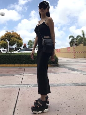 「ENVYM（アンビー）のアイテム（バッグ）」を使った、envym_officialさん（レディース・160cm）の春コーディネート