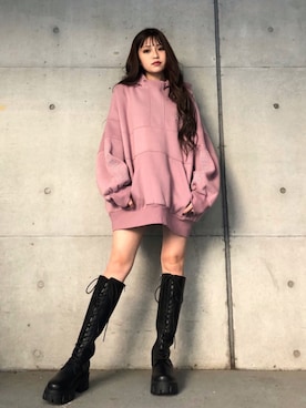 「ENVYM（アンビー）のＬＡＣＥ ＵＰロングブーツ（ブーツ）」を使った、envym_officialさん（レディース・160cm）の冬コーディネート