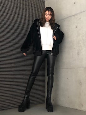 「厚底ブーツ」｜「アイテム（その他アウター）」を使った、envym_officialさん（レディース・160cm）の冬コーディネート