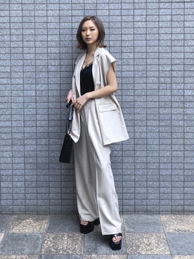 「ENVYM（アンビー）のアイテム（バッグ）」を使った、envym_officialさん（レディース・160cm）の春コーディネート