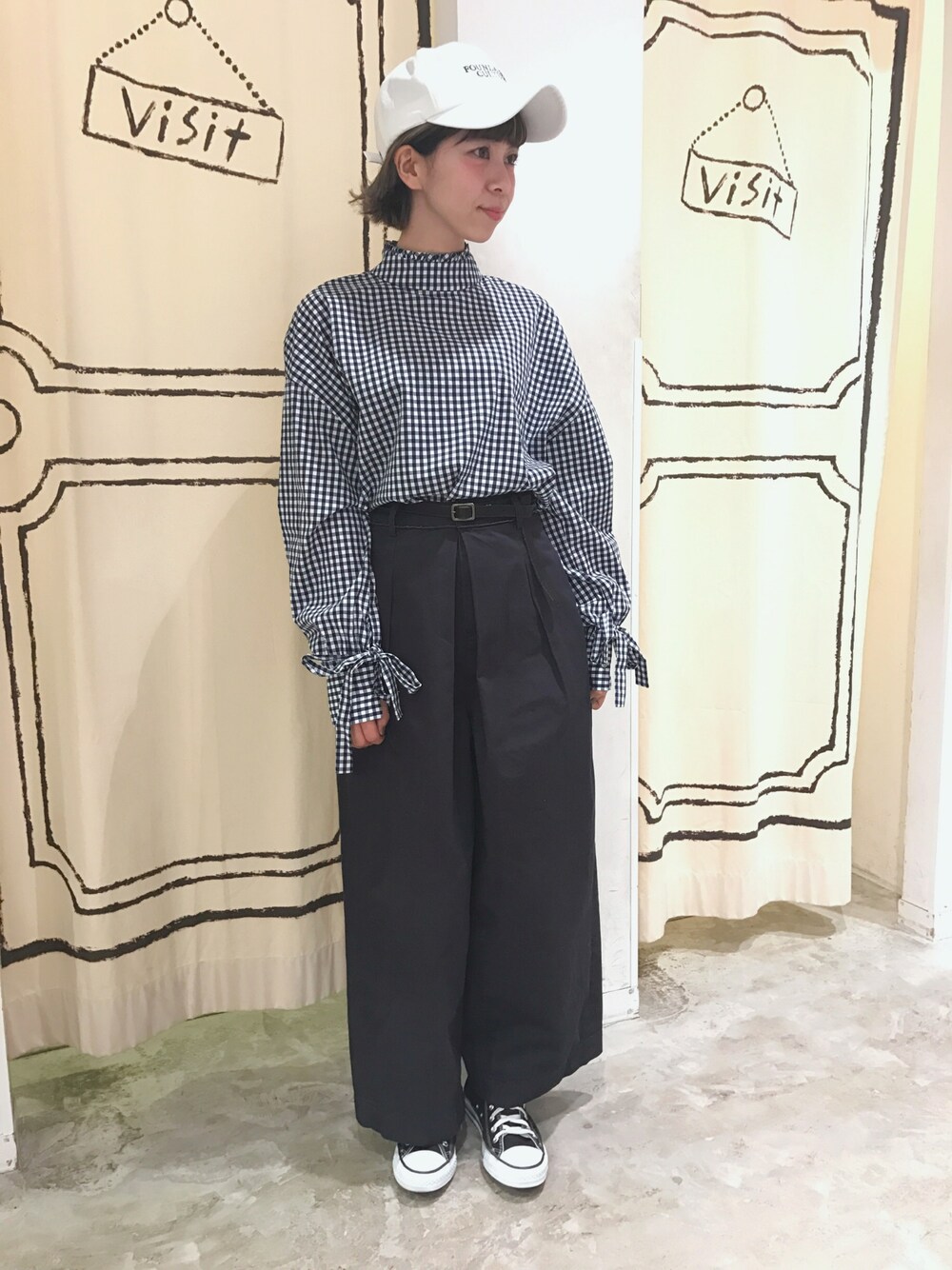 「RNA、ギンガムチェック、タックパンツ、ハイネックブラウス」｜「RNAのB2311 ハイネックブラウス（シャツ/ブラウス、その他）」を使った、あさこさん（レディース・157cm）の冬コーディネートの1枚目の写真