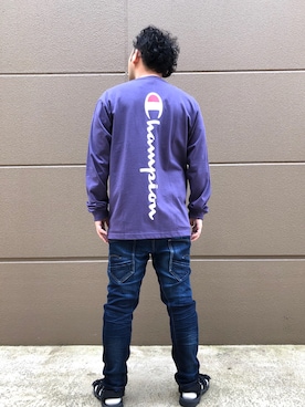 「Champion（チャンピオン）のアイテム（Tシャツ/カットソー、パープル系）」を使った、もっしーさん（メンズ・170cm）の夏コーディネート