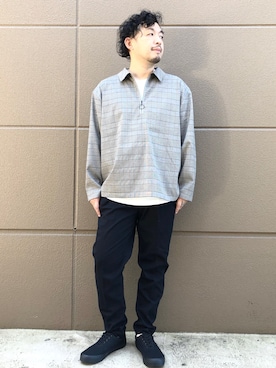 「Right-on（ライトオン）のアイテム（シャツ/ブラウス、グレー系）」を使った、もっしーさん（メンズ・170cm）の秋コーディネート