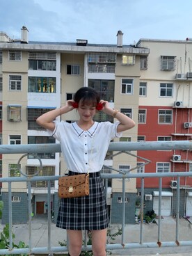 「MCM（エムシーエム）のアイテム（ショルダーバッグ、ブラウン系）」を使った、Cordobaさん（レディース・168cm）の夏コーディネート
