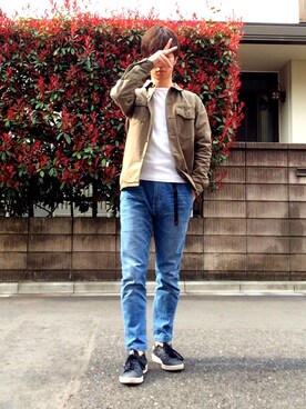 「no brand（ノーブランド）のアイテム（シャツ/ブラウス、グリーン系）」を使った、ゆうさん（メンズ・172cm）の春コーディネート