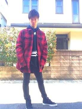 「off white（オフホワイト）のアイテム（その他アウター）」を使った、ゆうさん（メンズ・172cm）の春コーディネート