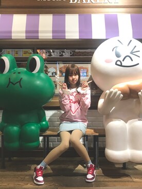「WC（ダブル シー）のアイテム（パーカー）」を使った、杏仁さん（レディース・164cm）の秋コーディネート
