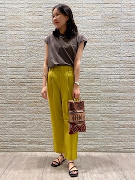 「green label relaxing（グリーンレーベルリラクシング）の◆CFC スライダー フィット サンダル（サンダル）」を使った、moneueharaさん（レディース・165cm）の夏コーディネート