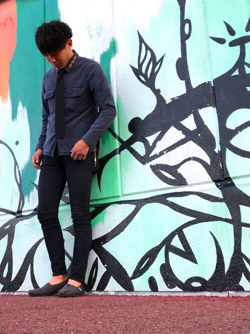 Toms トムス シューズ のサイズ感をサイズ表をもとに解説 おすすめコーデもご紹介 Unisize ユニサイズ