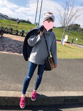 「Onitsuka Tiger（オニツカタイガー）のアイテム（ピンク系）」を使った、AYAKAさん（レディース・154cm・20代）の秋コーディネート