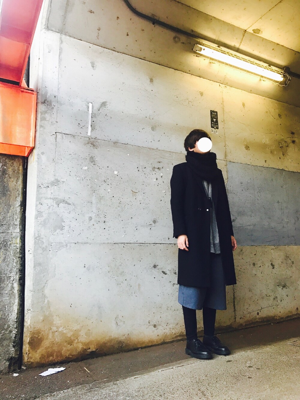 「高架下、JOHN LAWRENCE SULLIVAN、FACETASM、name.」｜「HAREのニット&ファーリバーシブルスヌード(HARE)（ストール/ショール、ブラック系）」を使った、yamchaさん（メンズ・177cm）の冬コーディネートの1枚目の写真
