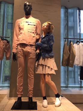 「デートスタイル（WOMEN）」｜「アイテム（スニーカー）」を使った、Kurumi Takahashiさん（レディース・156cm）の春コーディネート