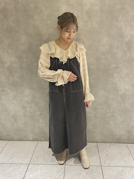 「シア―ブラウス」｜「アイテム（ジャンパースカート）」を使った、hikariさん（レディース・158cm）の春コーディネート