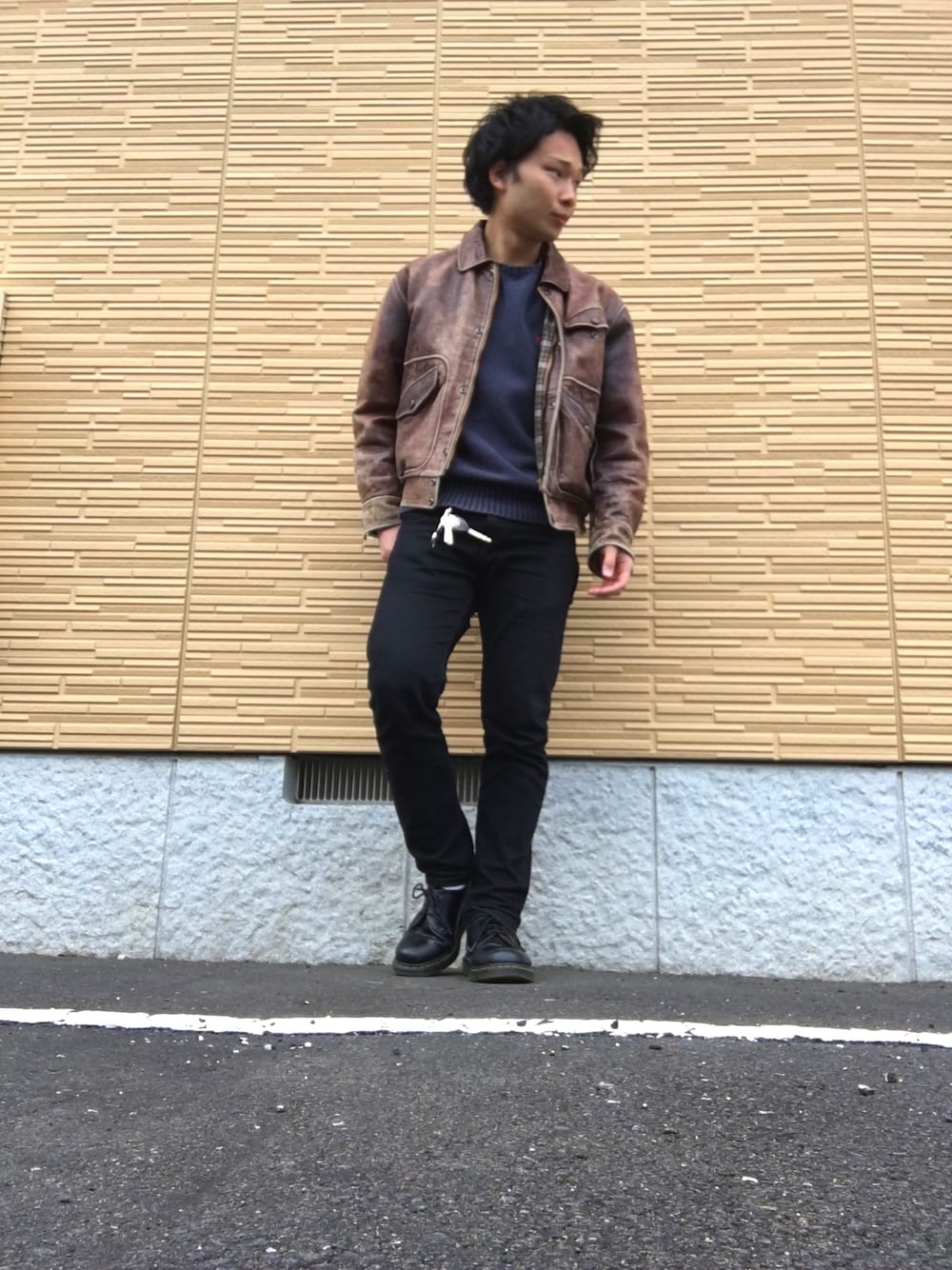 「ootd、BIKER、バイク、革ジャン、used」｜「Dr. MartensのDr.Martens (ドクターマーチン)/1461 3EYE GIBSON SHOES（その他シューズ、ブラック系）」を使った、ゆうりんごさん（メンズ・163cm）の冬コーディネートの1枚目の写真