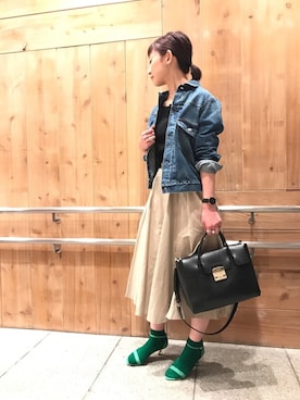 「定番」｜「アイテム（デニムジャケット）」を使った、さちさん（レディース・161cm）の春コーディネート