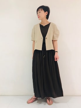 「茶色」｜「アイテム（ノーカラージャケット）」を使った、さちさん（レディース・161cm）の春コーディネート