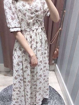 「evelyn（evelyn）のアイテム（ワンピース）」を使った、しおりんさん（レディース・150cm）の秋コーディネート