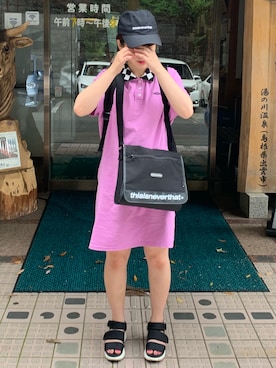 「thisisneverthat（ディスイズネバーザット）のアイテム（ショルダーバッグ）」を使った、reoreoniさん（レディース・154cm）の夏コーディネート