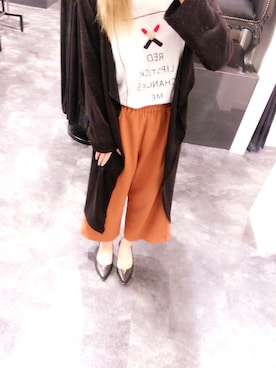 「SpRay（スプレイ）のアイテム（パンツ、オレンジ系）」を使った、Renaさん（レディース・145cm）の春コーディネート