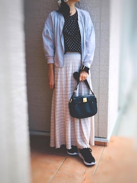 「GUコーデ」｜「アイテム（MA-1）」を使った、みつ葉@3姉妹ままさん（レディース・157cm）の春コーディネート