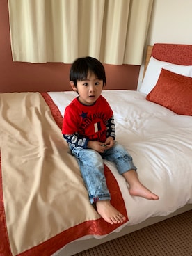 「Daddy Oh Daddy（ダディーオーダディー）のアイテム（パンツ）」を使った、こうせいさん（キッズ・90cm）の春コーディネート