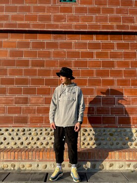 「Mania（マニア）のアイテム」を使った、BBQさん（メンズ・171cm）の春コーディネート