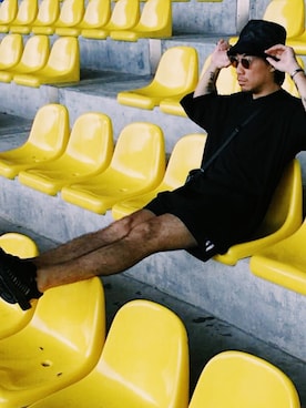 「monochrome」｜「アイテム（サンダル）」を使った、Ethan Chuさん（メンズ・172cm）の夏コーディネート