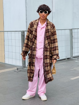 「Saint Laurent」｜「アイテム（その他アウター）」を使った、Ethan Chuさん（メンズ・172cm）の秋コーディネート