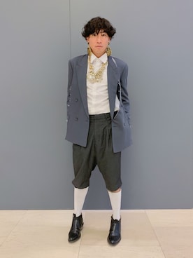 「TOPMAN（トップマン）のアイテム（パンツ）」を使った、Ethan Chuさん（メンズ・172cm）の秋コーディネート