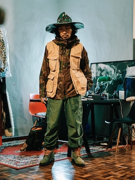 「PORTER（ポーター）のアイテム（シューズ）」を使った、Ethan Chuさん（メンズ・172cm）の春コーディネート