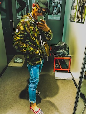 「ZARA（ザラ）のアイテム（パンツ、ブルー系）」を使った、Ryuji☺︎さん（メンズ・170cm）の冬コーディネート