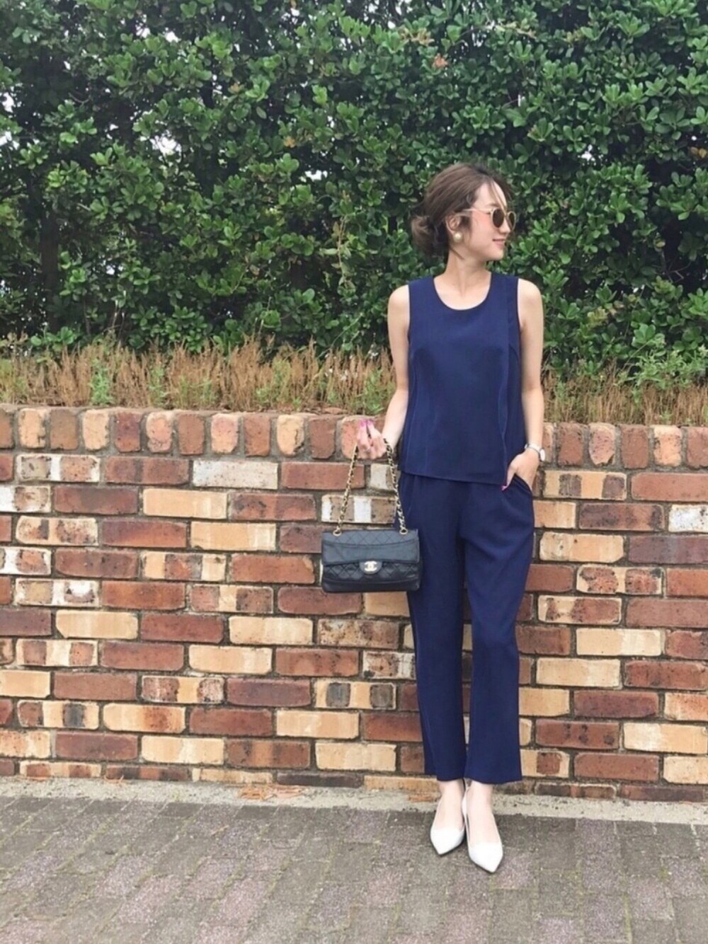 「結婚式、二次会、ドレス、オケージョン、女子会、結婚式二次会スタイル、お呼ばれスタイル、パーティースタイル、ワンピース」｜「後ろ姿のアイテム（つなぎ/オールインワン、ブルー系）」を使った、asukaさん（レディース・163cm）の夏コーディネートの1枚目の写真