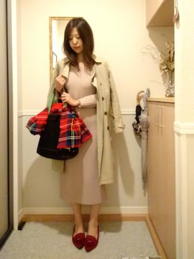 「フユコーデ」｜「アイテム（トレンチコート）」を使った、りさすてぃっくさん（レディース・164cm）の秋コーディネート