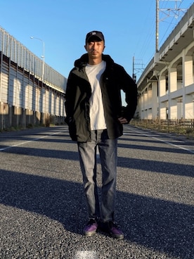 「SCHOTT」｜「アイテム（マウンテンパーカー）」を使った、idaさん（メンズ・179cm）の冬コーディネート
