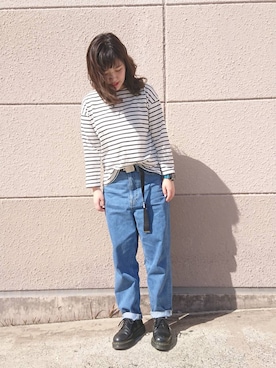 「Lee（リー）の【LEE×earth】 ベルト付きテーパードパンツ ○（デニムパンツ）」を使った、みわぴょんさん（レディース・165cm）の冬コーディネート