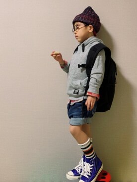 「petit main（プティマイン）のアイテム（パーカー）」を使った、HeROさん（キッズ・110cm）の冬コーディネート