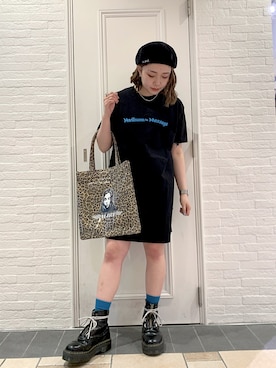 「バックプリント」｜「アイテム（ハンチング/ベレー帽）」を使った、宮野瑠華さん（レディース・158cm）の春コーディネート