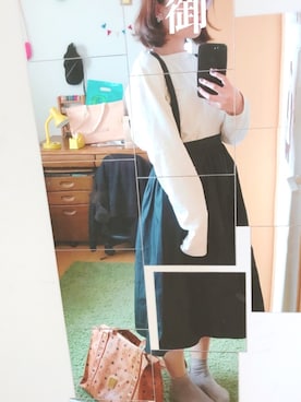 「earth music&ecology（アースミュージックアンドエコロジー）のアイテム（サスペンダー、ブラック系）」を使った、御無沙汰流星群さん（レディース・158cm）の冬コーディネート