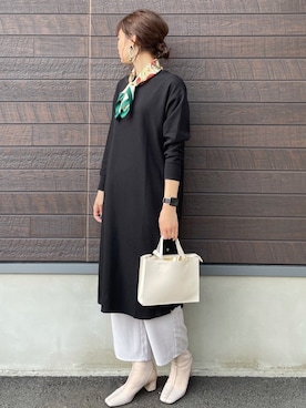 「SLURR（スラ―）のアイテム」を使った、yokoyama_yuuuさん（レディース・173cm）の春コーディネート