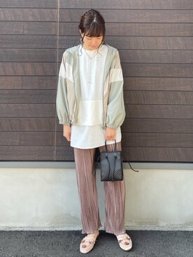 「ミニショルダー」｜「アイテム（ブルゾン）」を使った、yokoyama_yuuuさん（レディース・173cm）の春コーディネート