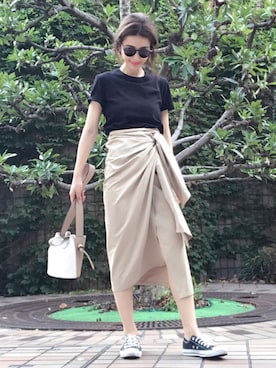 「GOUT COMMUN（グーコミューン）のアイテム（ショルダーバッグ）」を使った、中瀬古ゆきなさん（レディース・165cm）の夏コーディネート