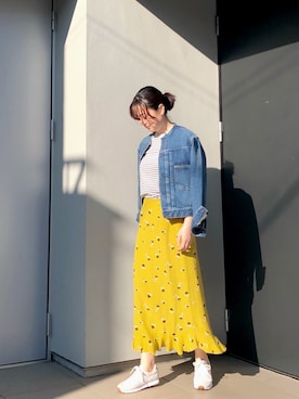 「柄×柄」｜「アイテム（デニムジャケット）」を使った、kumikoさん（レディース・165cm）の冬コーディネート