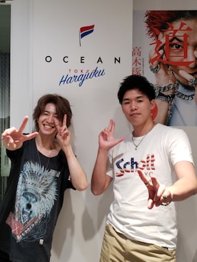 「原宿」｜「アイテム（チノパンツ）」を使った、fujiiさん（メンズ・184cm）の夏コーディネート