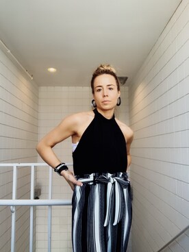 「stripes」｜「アイテム（スラックス）」を使った、KateKralic365さん（レディース・165cm）の春コーディネート