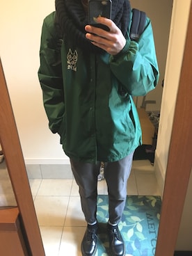 「アイテム（カーゴパンツ、ブラウン系）」を使った、さいこうさん（メンズ・173cm）の冬コーディネート