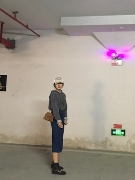 「PULL&BEAR（プルアンドベア）のアイテム（パーカー）」を使った、Amanda_林阿妹哦さん（レディース・165cm）の冬コーディネート